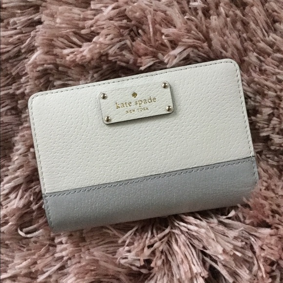 kate spade Handbags - Kate Spade New York Wallet